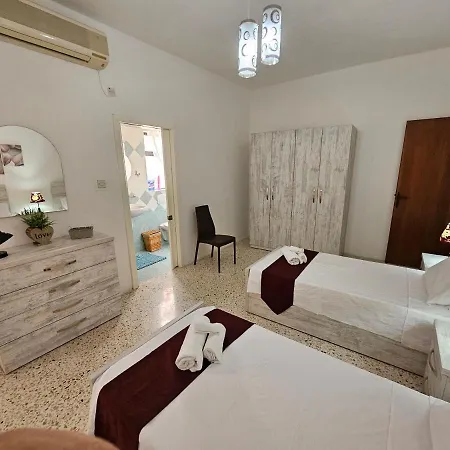 Ground Floor By The Sea - Close To Main Square *