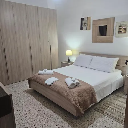 Ground Floor By The Sea - Close To Main Square *