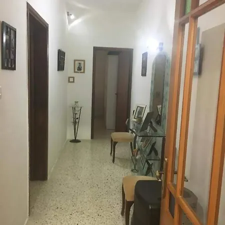 Ground Floor By The Sea - Close To Main Square *